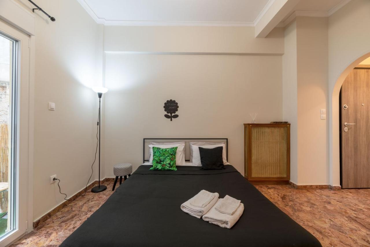 Pink Flat Exarcheia Athens Netflix Apartamento Exterior foto